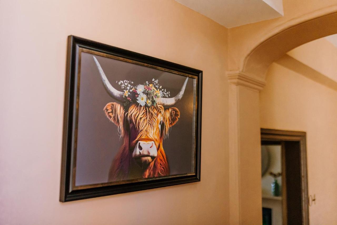 The Bull Hotel Stony Stratford Extérieur photo