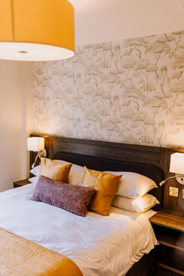 The Bull Hotel Stony Stratford Extérieur photo